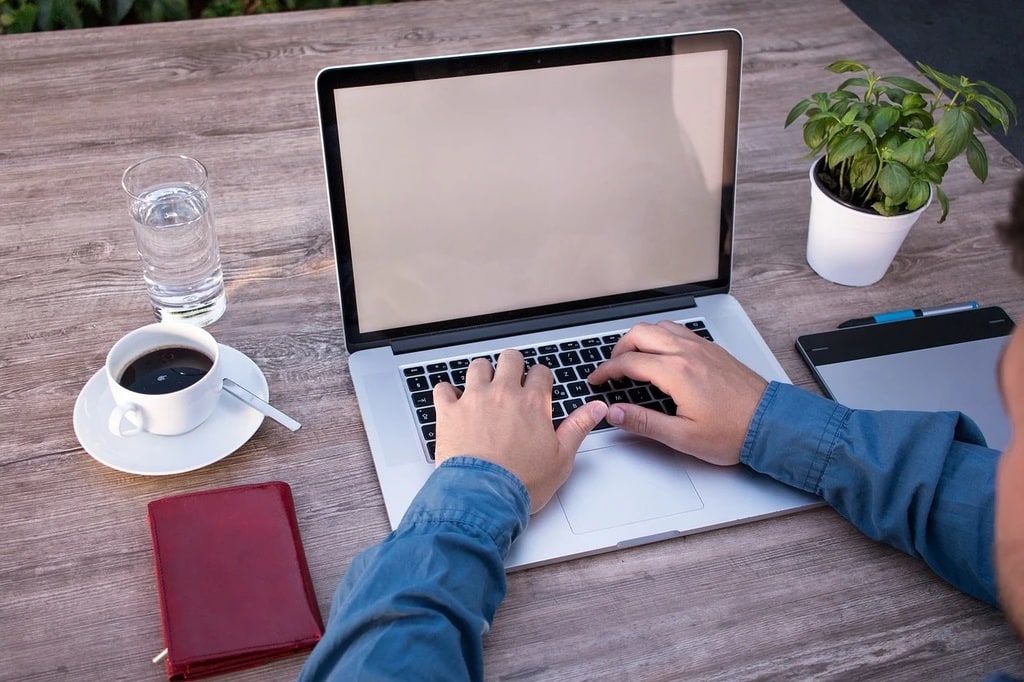 Tout savoir sur les usages actuels des chatbots